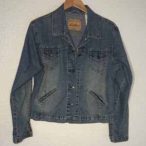 Levi's Indigo Blue Denim Trucker Jacket Special Edition Signature Grunge Indie